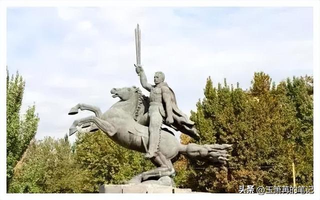 消失千年的三国名将,在海外建国,如今此地美女遍布,正走向富裕