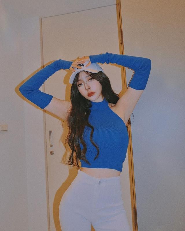 动人心魄!台湾省美女模特社媒美照柳眉如烟 香肌玉肤楚楚动人