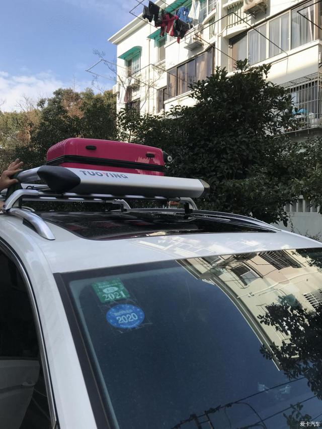 漂亮又实用,大众途安L加装行李架,就是油耗升高了