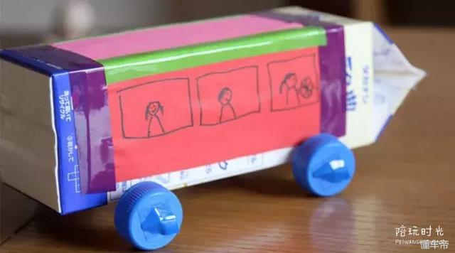 牛奶盒也有大用处,手工玩具车让你的孩子爱不释手!