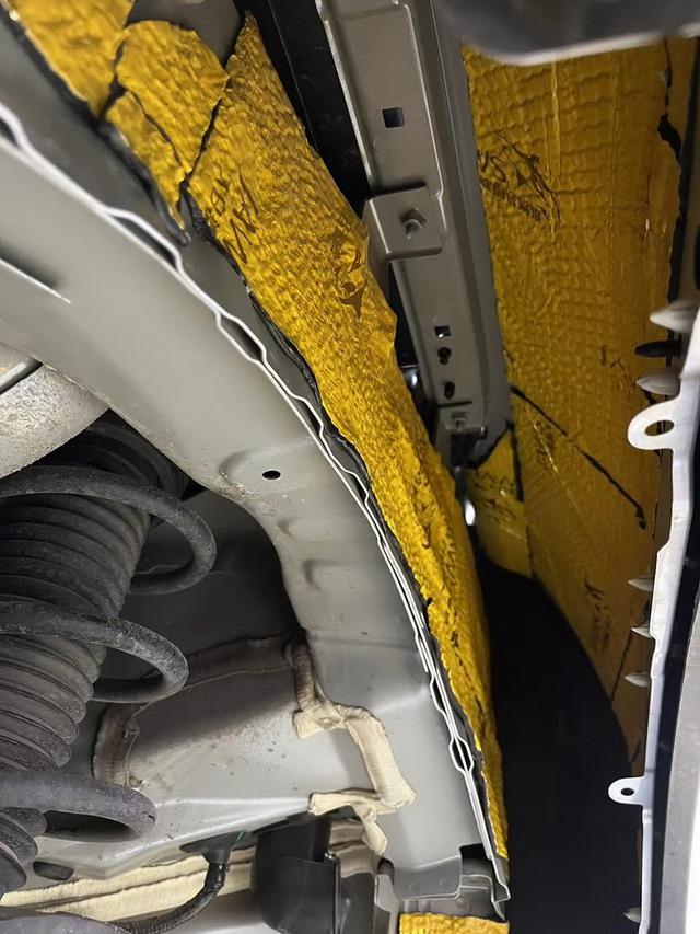 静音安心 银川元音改吉利博越L汽车隔音改装大白鲨