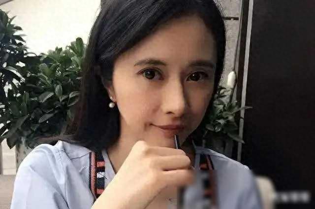 广东盛产美女!来自广东的20位女星,个个如花似玉,性感迷人