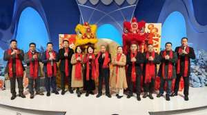 汽车销售月总结怎么写(乘用车年销售额超100亿元 四川泸州汽贸领跑川南)