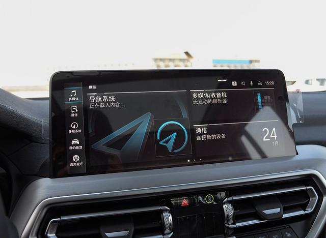 德系豪华纯电大5座PK,smart精灵#5对比宝马iX3,谁更值得推荐?