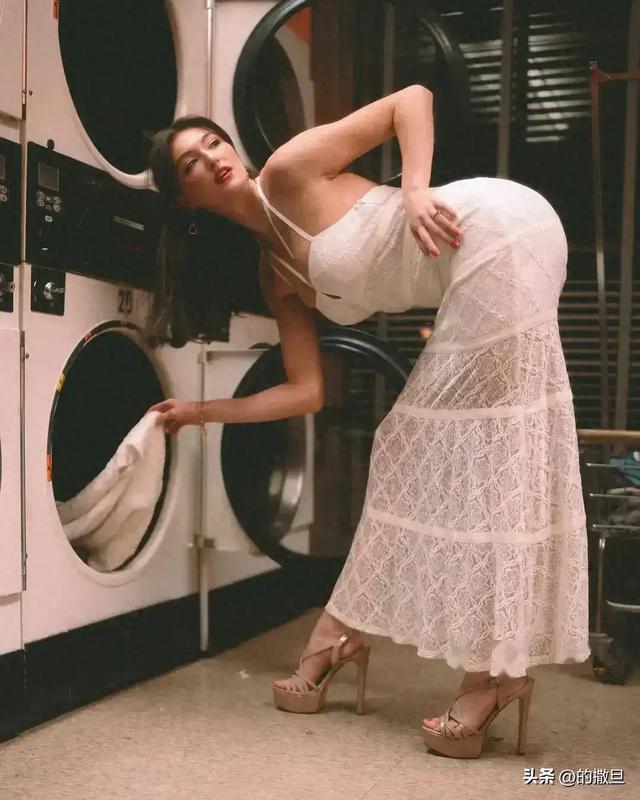 惊艳欧美影视圈的高个女神:191CM的身高,也无阻演技的魅力绽放