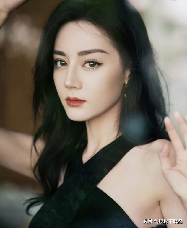 如果你脸上有这3个“特征”，就是标准高级脸！烫发比直发更女神