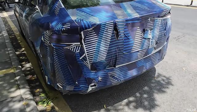 秦L EV:跟秦L DM-i差异很大,比亚迪下一款爆款车来了?