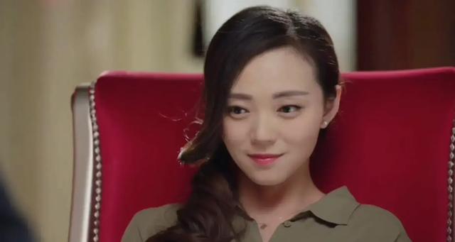 她出身好,长得漂亮,演技也好,出道20年不争不抢讨人喜欢