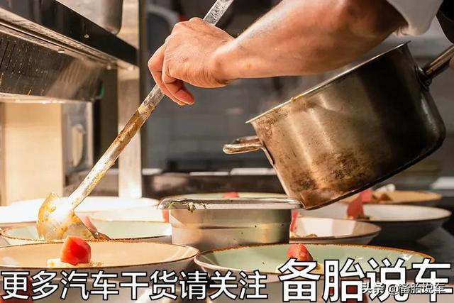 车子漆面刮伤出现划痕,到底该修还是放着不管?给你建议