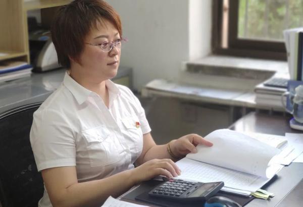 又美又飒!看“兵姐姐”变装