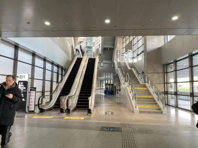 抵达铁路上海南站后,如何换乘公共交通最方便?攻略来啦!