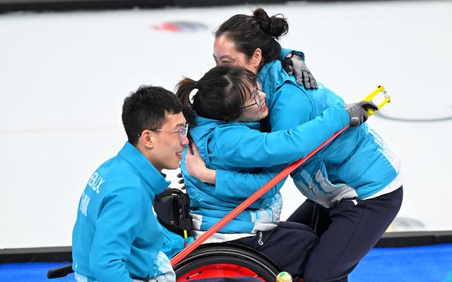 北京姑娘闫卓夺冠后想跟父母说:女儿做到了