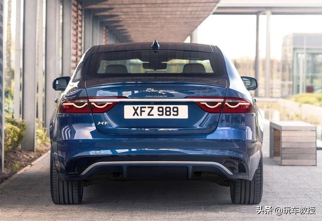 终于换了套好看的内饰!捷豹XFL中期改款堪比换代