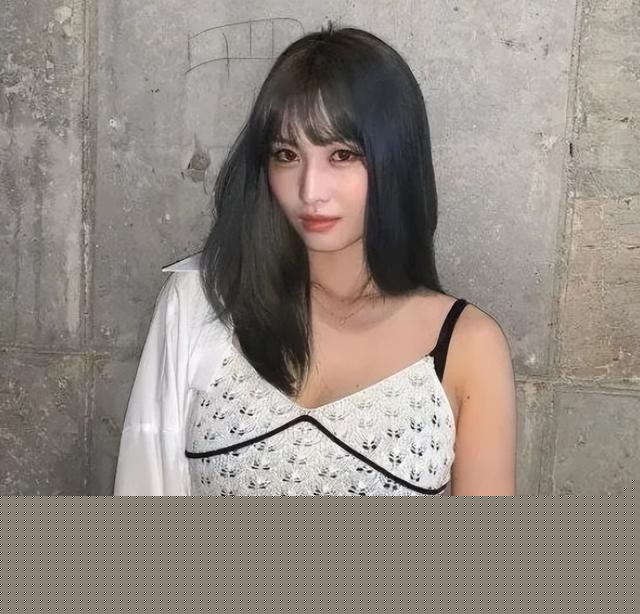 凭傲人胸围出圈,韩国女idol中的三大微胖美女,身材一个比一个好