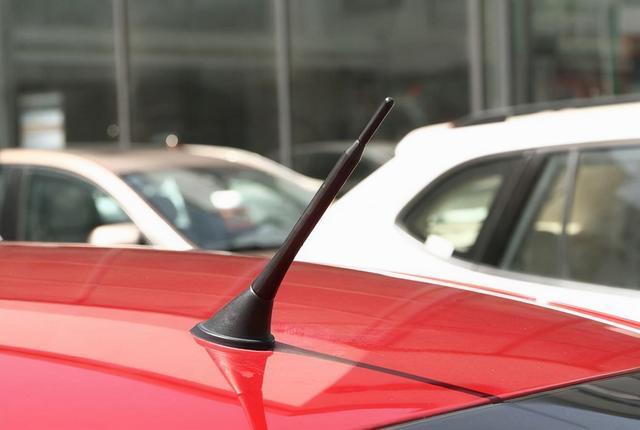 汽车竖起的小耳朵,有关车顶天线的解疑答惑