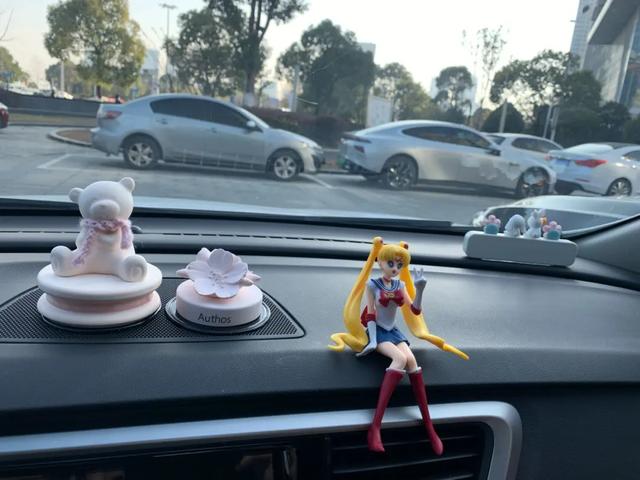 危及安全!不仅是“智商税”,买了车后一定不要装的6个汽车用品