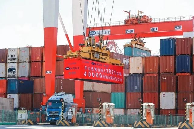 上汽一周丨上汽大通出口北美,上汽智能重卡今年完成4万箱运输任务