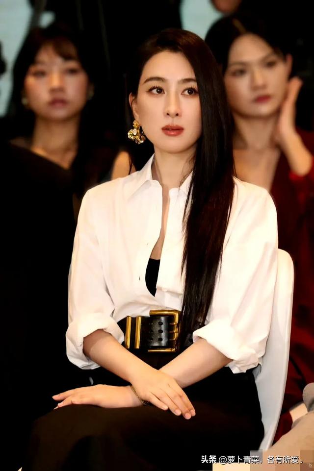 电视剧《凡人歌》中的10位明星美女,最小的5岁,最大的69岁