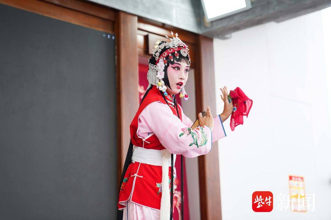 文化中国行-重现“一夜鱼龙舞”,昆山戏曲百戏博物馆“闹”元宵