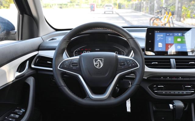 全系6座只卖6万多,7.28w可上自动挡,还看啥宋MAX?