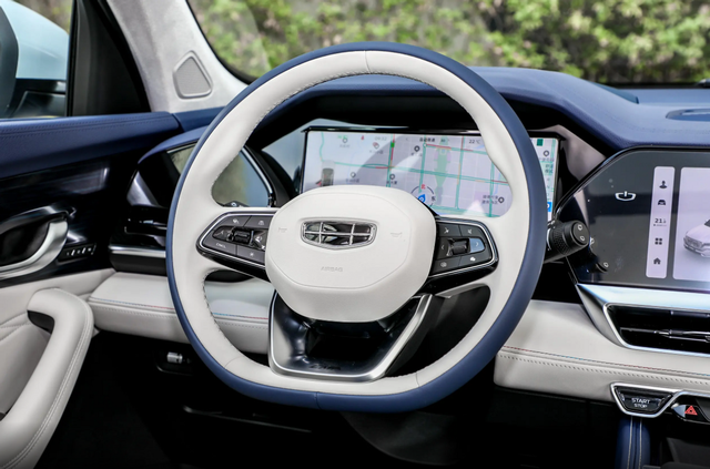 东风与吉利的“碰撞”,同样是混动,皓极VS星越L,谁实力更强?