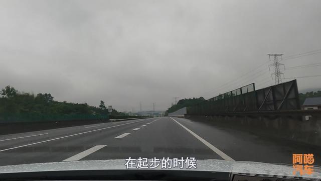 车上哪些证件不要随便放,丢了很尴尬,给自己带来没必要的麻烦