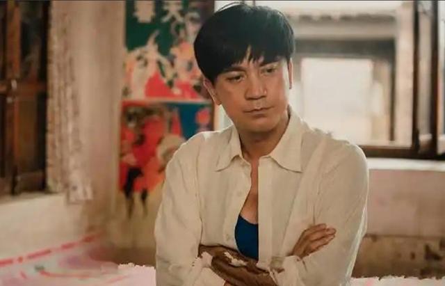 77年姐姐到我面馆打工,客人嫌她笨手笨脚,十年后她成了餐饮女王