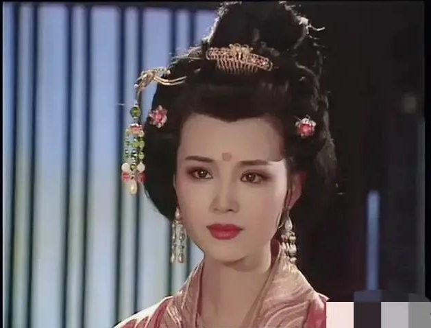 好山好水出美人,7位江南古典美女,肤如凝脂,一个赛一个漂亮