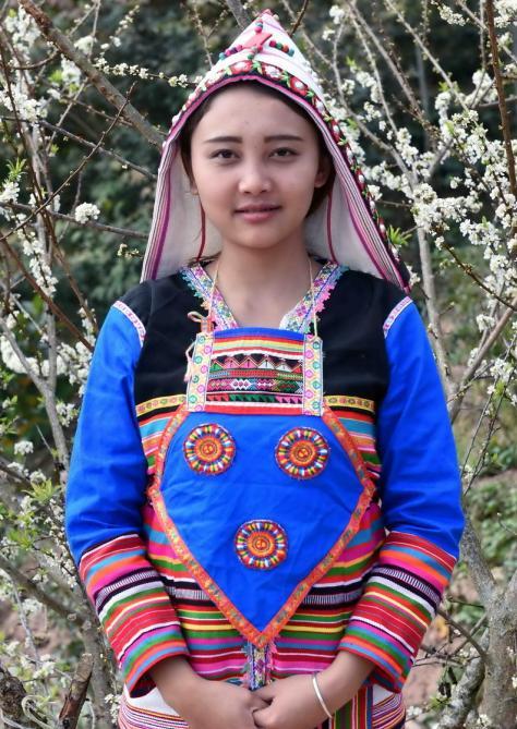 十二个少数民族,十二个节日、十二个民族的美女,版纳旅游攻略