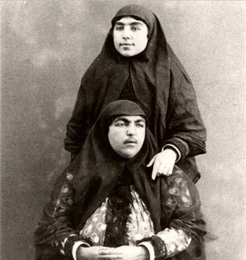 波斯第一美女:体毛浓厚,肌肉结实