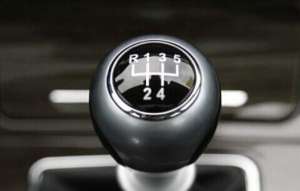 怎么开手动挡汽车(老司机给你总结出的手动挡车驾驶技巧)