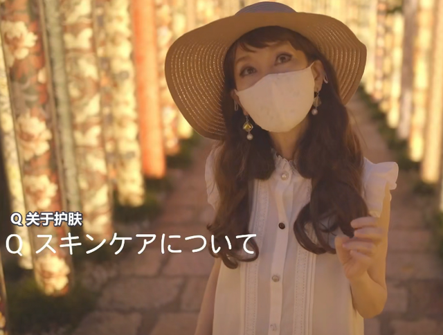 见过64岁的“少女”吗?这位奶奶做到了极致,时髦优雅一眼惊艳