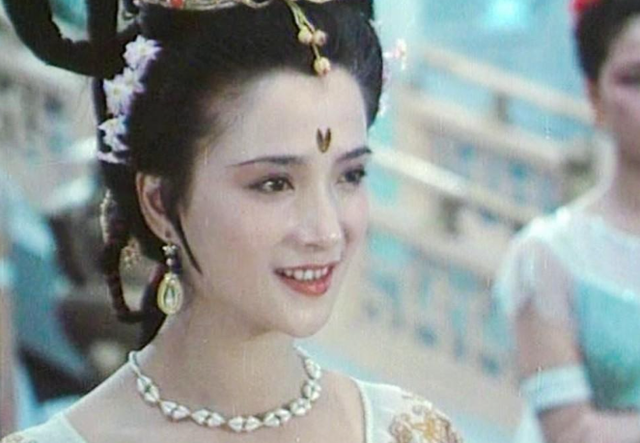 好山好水出美人,7位江南古典美女,肤如凝脂,一个赛一个漂亮