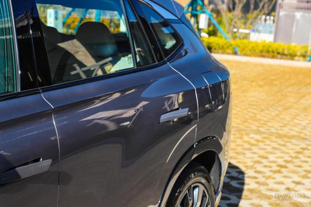 试驾荣威D5X DMH!换新1.5T混动!搭L2智驾,开起来不输银河L7?