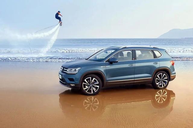 上汽一周丨上汽大通出口北美,上汽智能重卡今年完成4万箱运输任务