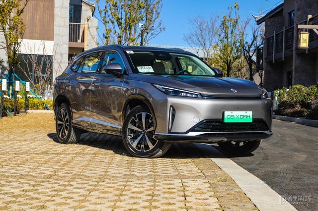 试驾荣威D5X DMH!换新1.5T混动!搭L2智驾,开起来不输银河L7?