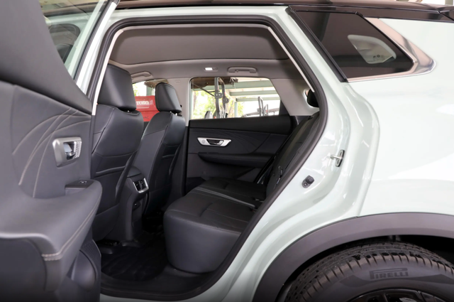 东风与吉利的“碰撞”,同样是混动,皓极VS星越L,谁实力更强?