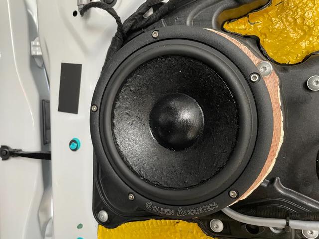 这配置,路虎发现不烧都难