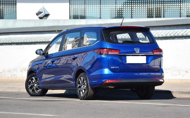 全系6座只卖6万多,7.28w可上自动挡,还看啥宋MAX?