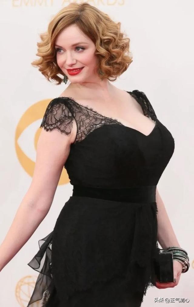 性感狂人:她天生丰乳肥臀令粉丝情难自禁,却又因此而饱受困扰!