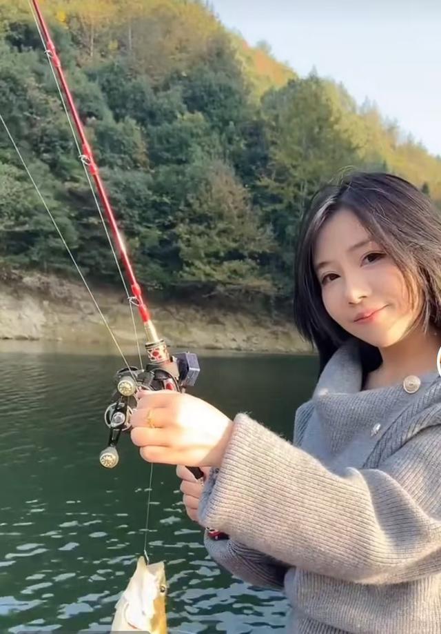 钓鱼界美女齐聚!这10位让你爱不释手钓技女神,谁将问鼎钓界巅峰
