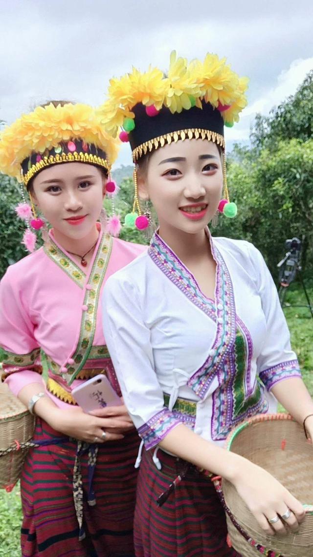 十二个少数民族,十二个节日、十二个民族的美女,版纳旅游攻略