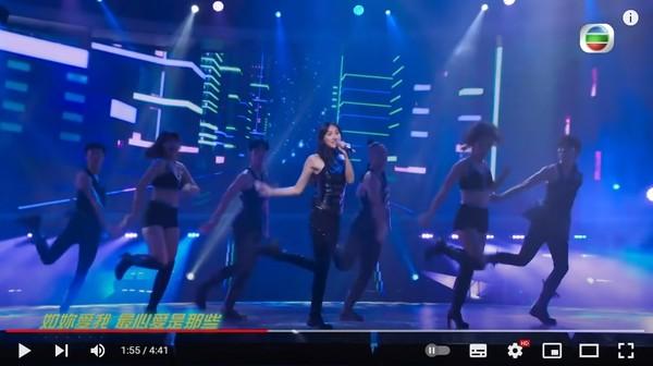 14岁长腿美少女翻唱郭富城《狂野之城》!影片飙216万超越天王爆红