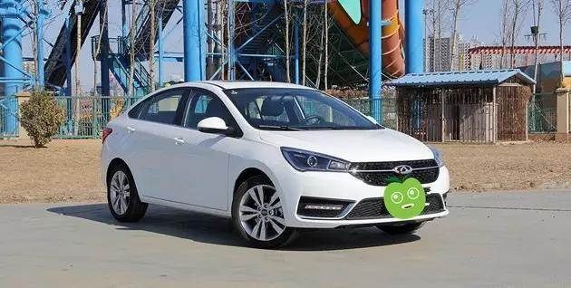 今晚5款重磅车型同时上市,小辣椒团队现场直播,眼晕中