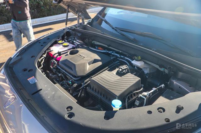 试驾荣威D5X DMH!换新1.5T混动!搭L2智驾,开起来不输银河L7?