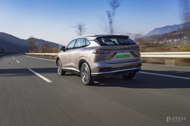 试驾荣威D5X DMH!换新1.5T混动!搭L2智驾,开起来不输银河L7?