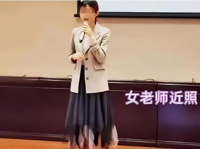 炸裂!浙江女老师与男学生出轨,电梯内学生搂住亲热 老师美照曝光