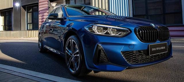 国庆购车“封”暴:不到15万抢宝马、免费用车 20 年|封面天天见·封火轮