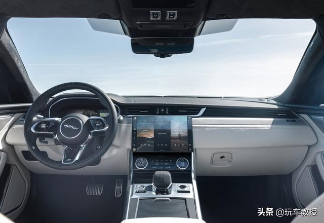 终于换了套好看的内饰!捷豹XFL中期改款堪比换代