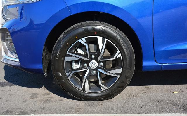 全系6座只卖6万多,7.28w可上自动挡,还看啥宋MAX?